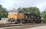 UP 6786 sits in Glenwood Yard with NS 8826 & 2662